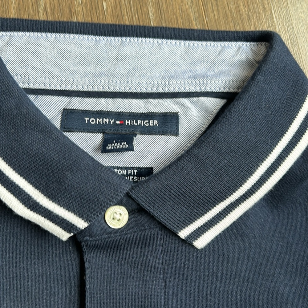 Tommy Hilfiger Shirt Size Large - Picture 2 of 5